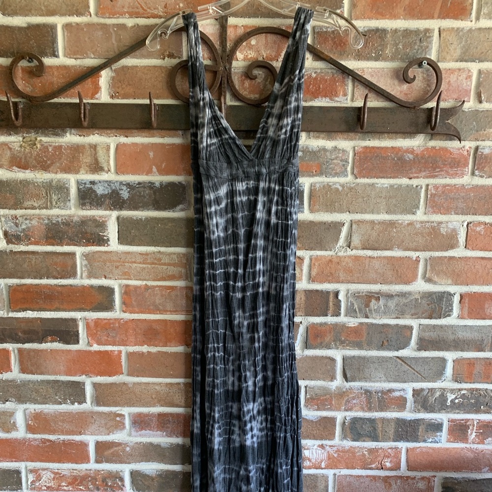 Awesome tie-dye maxi dress